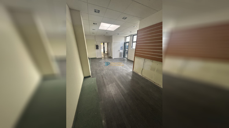 Ma-Cabane - Vente Local commercial Lorient, 102 m²