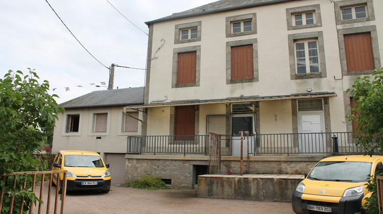 Ma-Cabane - Vente Local commercial Lormes, 142 m²