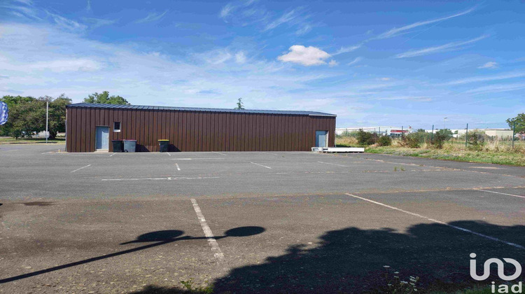 Ma-Cabane - Vente Local commercial Loudun, 165 m²