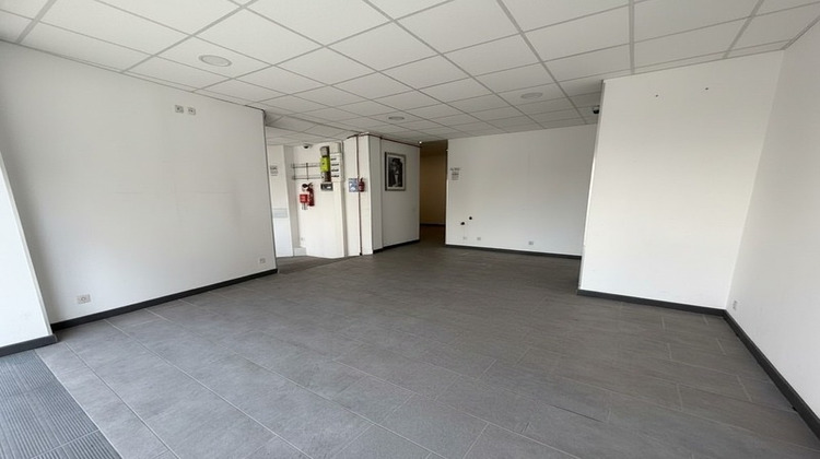 Ma-Cabane - Vente Local commercial LOURDES, 67 m²