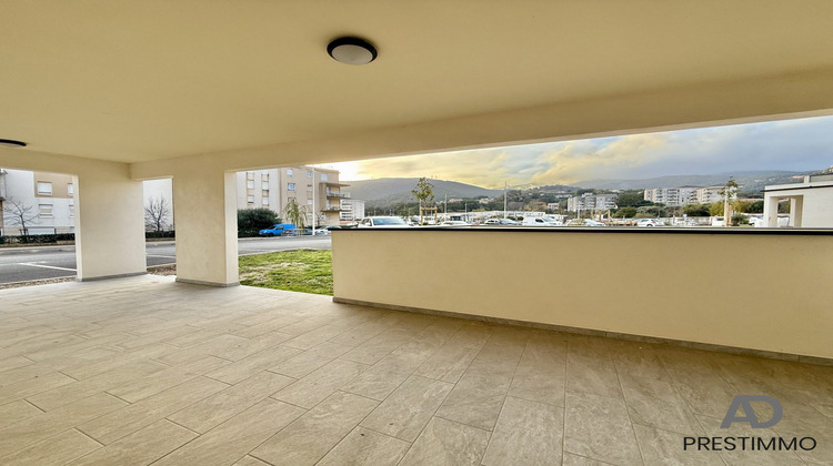 Ma-Cabane - Vente Local commercial Lucciana, 122 m²