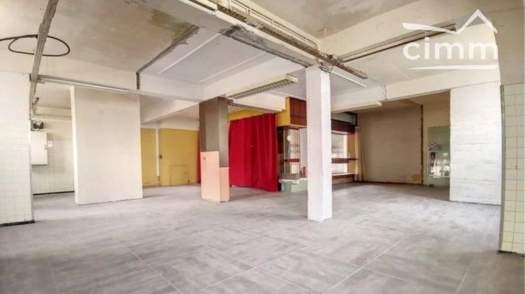 Ma-Cabane - Vente Local commercial Lyon 8ème, 141 m²