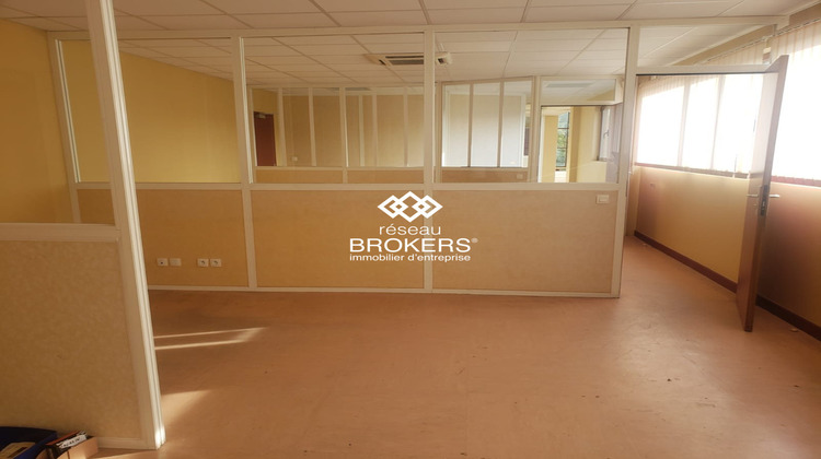 Ma-Cabane - Vente Local commercial Magny-en-Vexin, 1500 m²