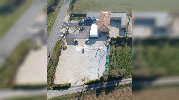 Ma-Cabane - Vente Local commercial Mansle, 340 m²