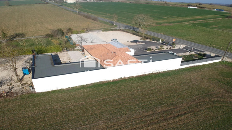 Ma-Cabane - Vente Local commercial Mansle, 340 m²
