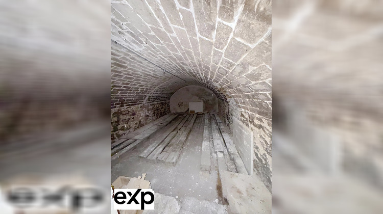 Ma-Cabane - Vente Local commercial Mantes-la-Jolie, 126 m²