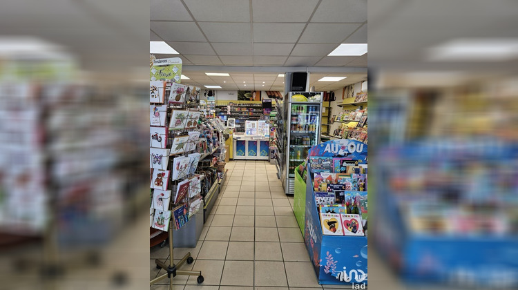 Ma-Cabane - Vente Local commercial Manzat, 94 m²