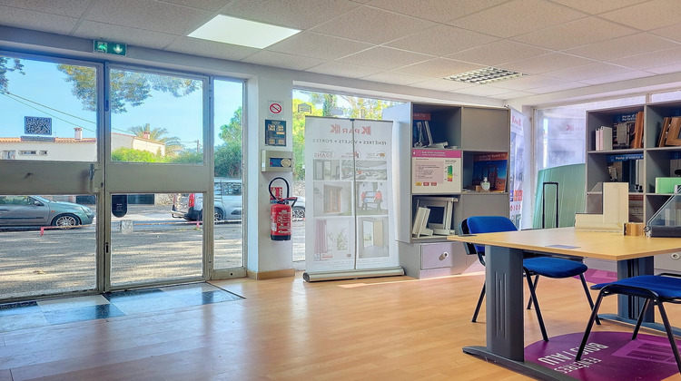 Ma-Cabane - Vente Local commercial Marignane, 65 m²