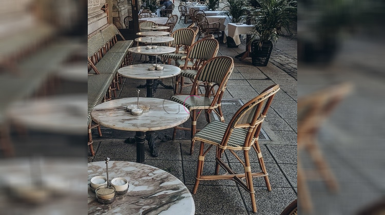 Ma-Cabane - Vente Local commercial Marignane, 630 m²