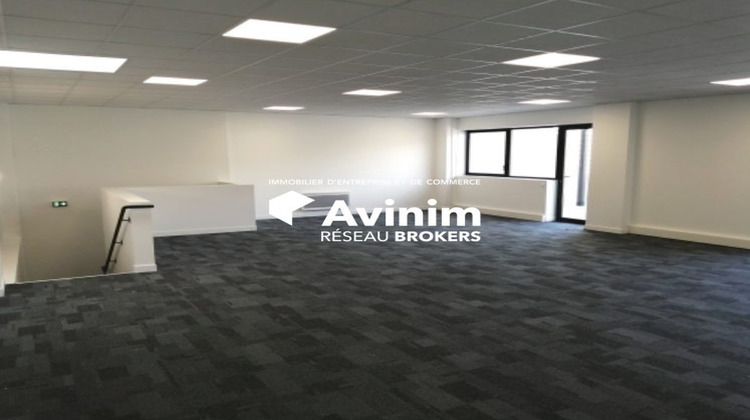 Ma-Cabane - Vente Local commercial Marignane, 238 m²