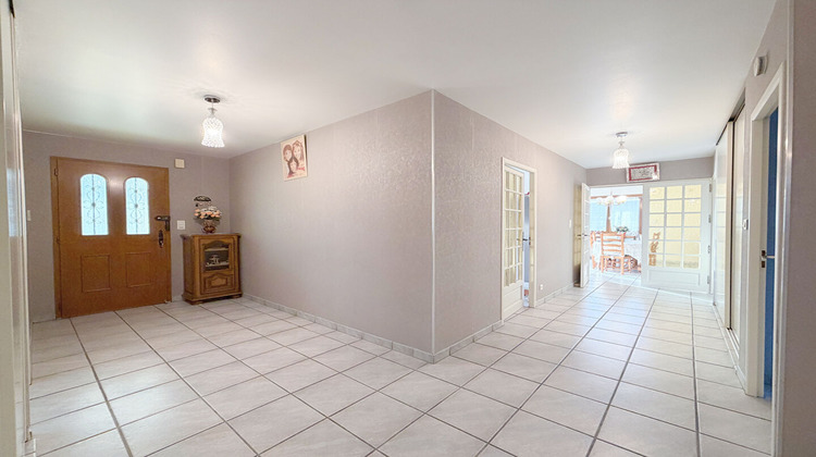 Ma-Cabane - Vente Local commercial MARIGNIER, 550 m²