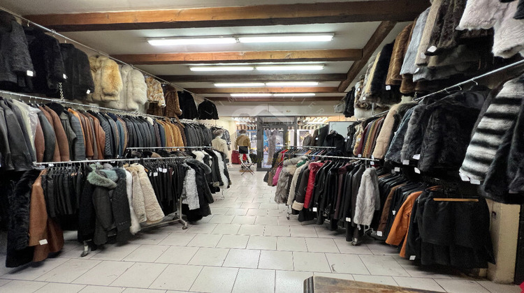Ma-Cabane - Vente Local commercial MARSEILLE 1, 252 m²