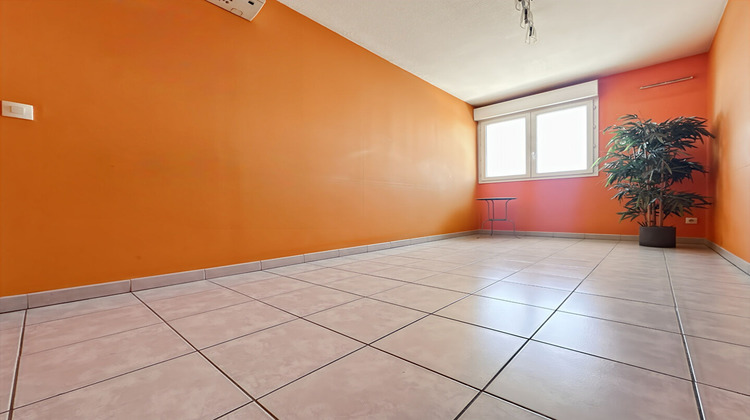 Ma-Cabane - Vente Local commercial MARSEILLE 13, 74 m²