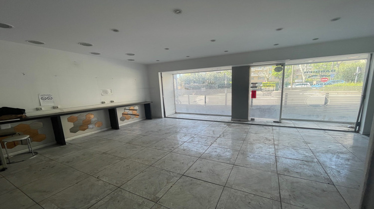 Ma-Cabane - Vente Local commercial Marseille, 59 m²
