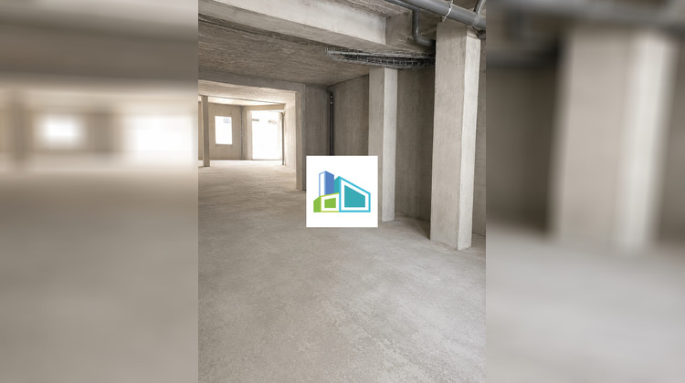 Ma-Cabane - Vente Local commercial Marseille, 581 m²