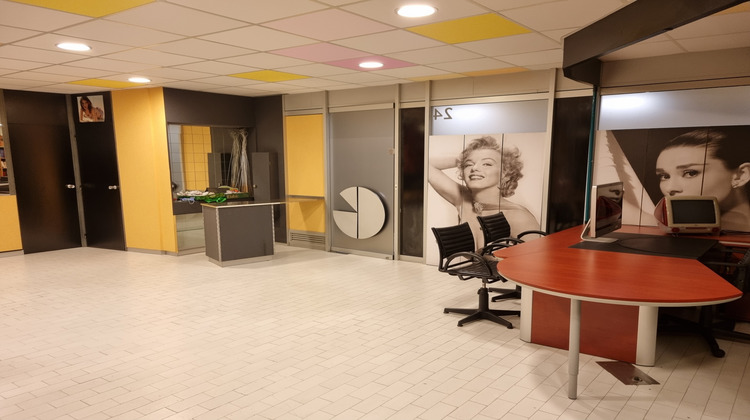 Ma-Cabane - Vente Local commercial Marseille, 77 m²