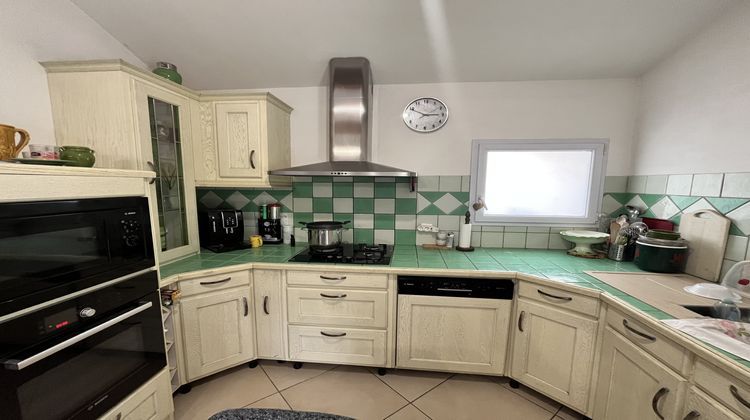 Ma-Cabane - Vente Local commercial Marseille, 90 m²