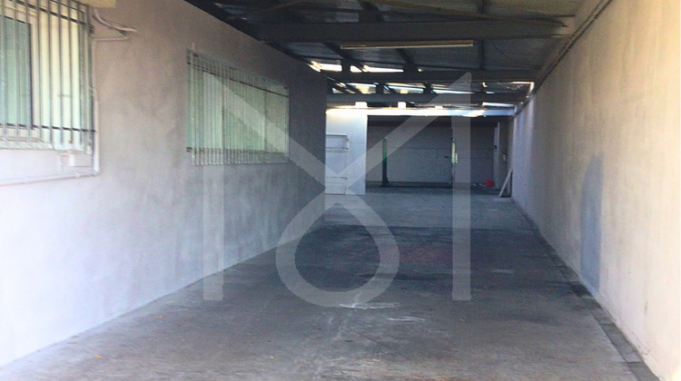 Ma-Cabane - Vente Local commercial Marseille, 3200 m²