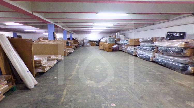 Ma-Cabane - Vente Local commercial Marseille, 3200 m²