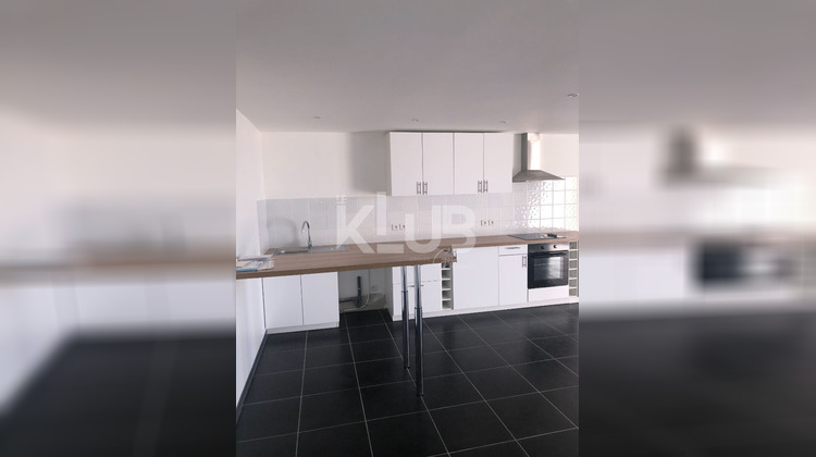 Ma-Cabane - Vente Local commercial MARSEILLE 15, 3211 m²