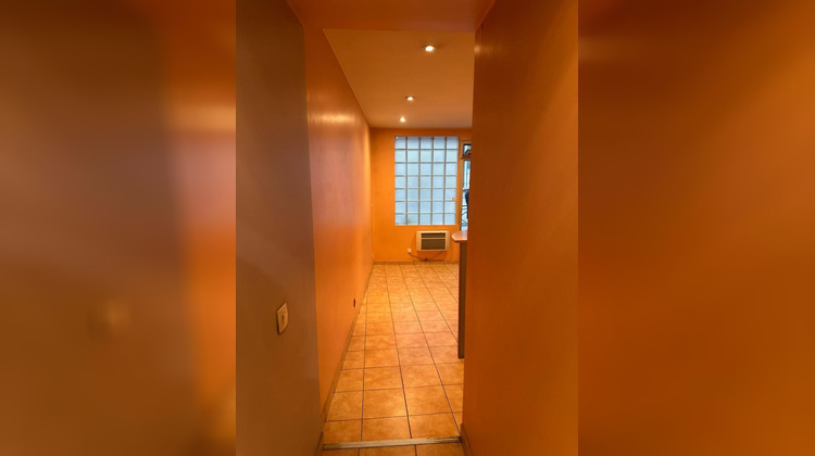 Ma-Cabane - Vente Local commercial MARSEILLE 2, 50 m²