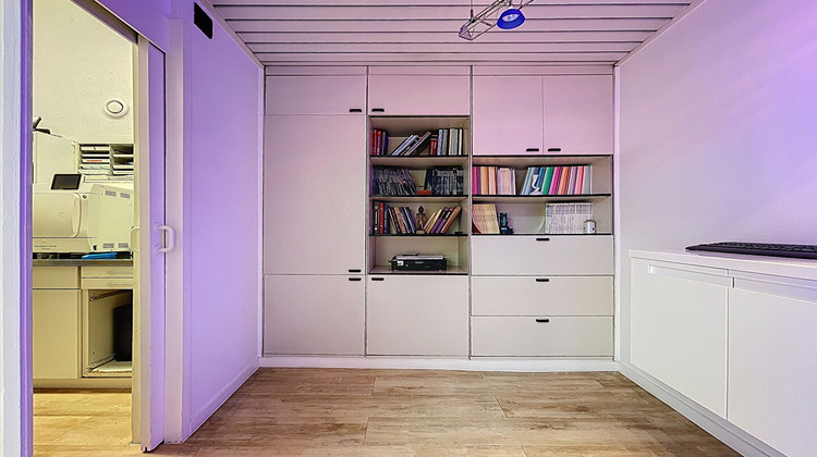 Ma-Cabane - Vente Local commercial MARSEILLE 8, 100 m²