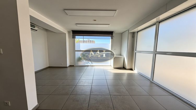 Ma-Cabane - Vente Local commercial Martigues, 90 m²