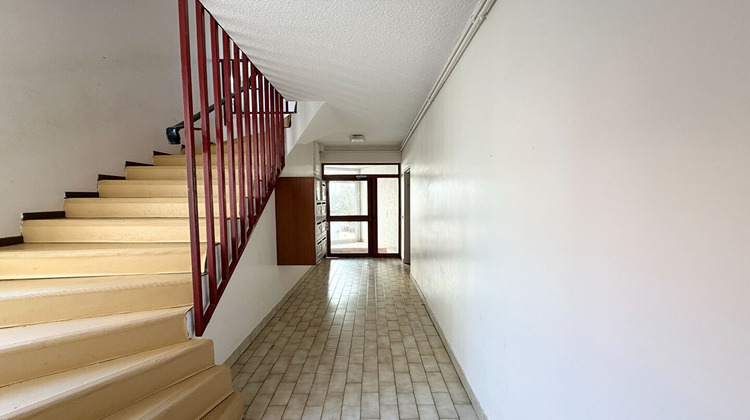 Ma-Cabane - Vente Local commercial MARTIGUES, 89 m²