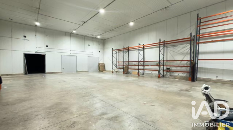 Ma-Cabane - Vente Local commercial Meaux, 1963 m²