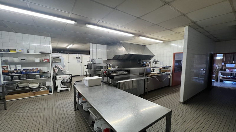 Ma-Cabane - Vente Local commercial Mérignac, 390 m²