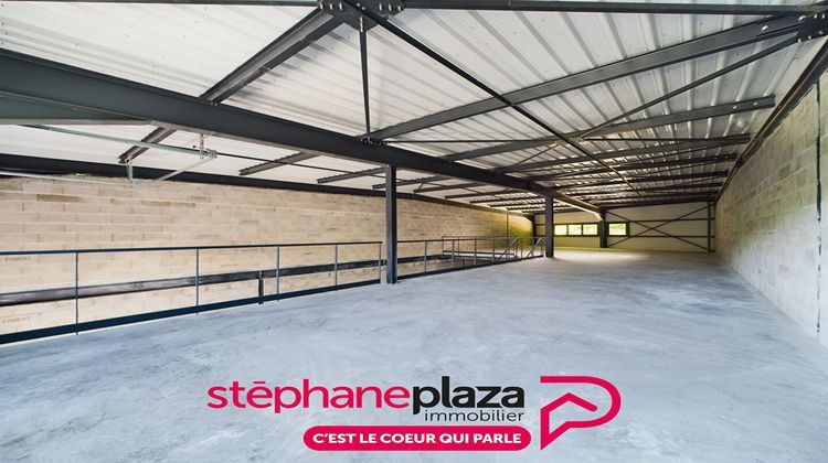 Ma-Cabane - Vente Local commercial MESIGNY, 230 m²