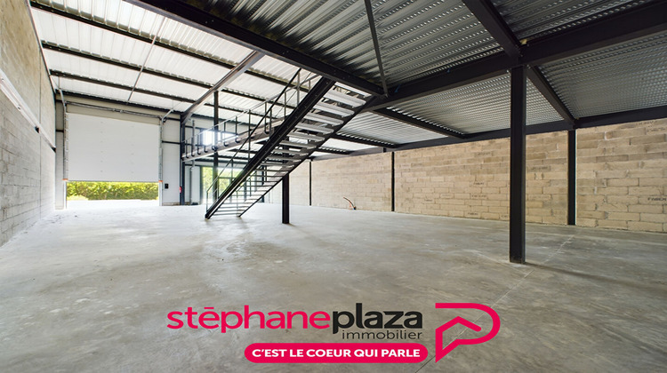 Ma-Cabane - Vente Local commercial MESIGNY, 193 m²