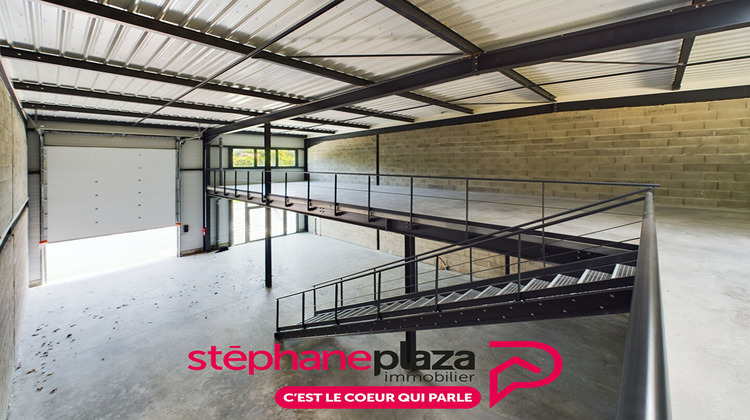 Ma-Cabane - Vente Local commercial MESIGNY, 193 m²