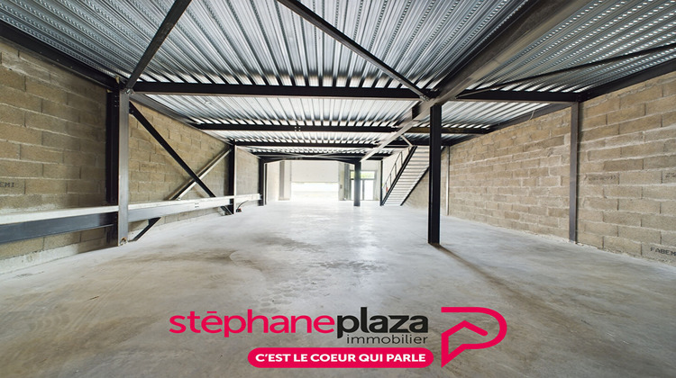 Ma-Cabane - Vente Local commercial MESIGNY, 160 m²