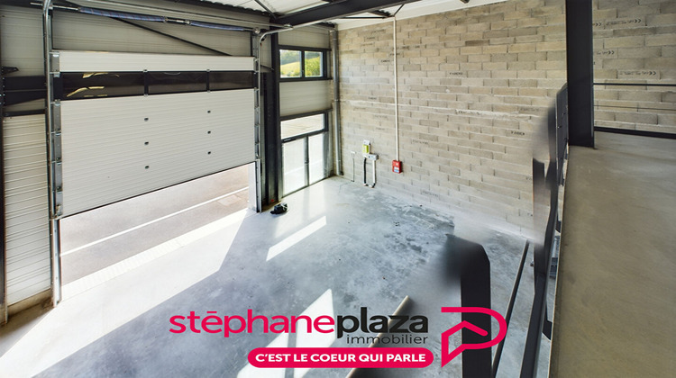 Ma-Cabane - Vente Local commercial MESIGNY, 160 m²