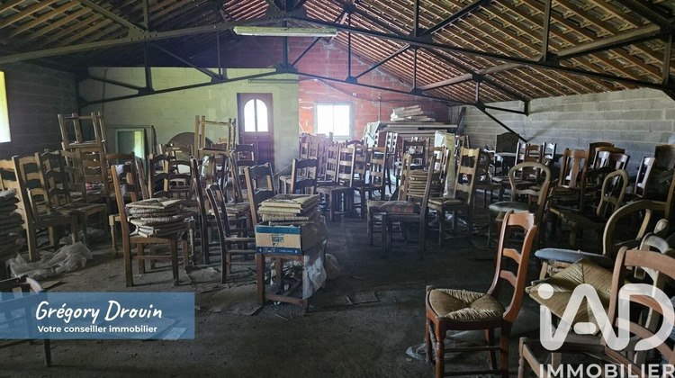 Ma-Cabane - Vente Local commercial Mézières-en-Gâtinais, 800 m²