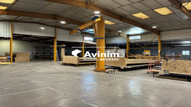 Ma-Cabane - Vente Local commercial Miramas, 1600 m²