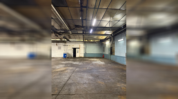 Ma-Cabane - Vente Local commercial MISEREY-SALINES, 2595 m²