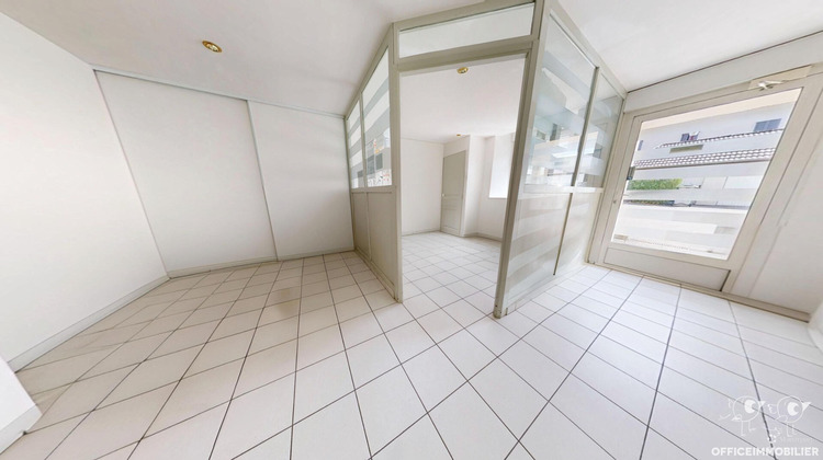 Ma-Cabane - Vente Local commercial MISEREY-SALINES, 82 m²
