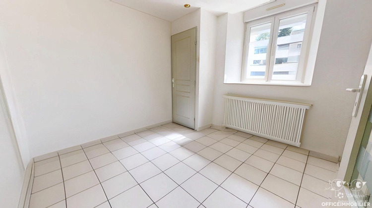 Ma-Cabane - Vente Local commercial MISEREY-SALINES, 82 m²