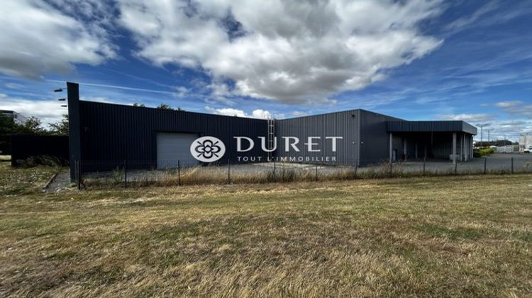 Ma-Cabane - Vente Local commercial Montaigu-Vendée, 1300 m²