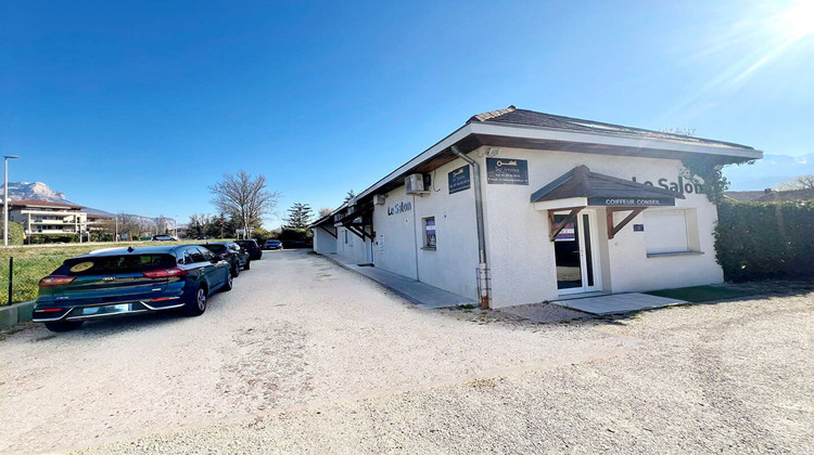 Ma-Cabane - Vente Local commercial MONTBONNOT-SAINT-MARTIN, 300 m²