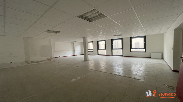 Ma-Cabane - Vente Local commercial Montbrison, 75 m²