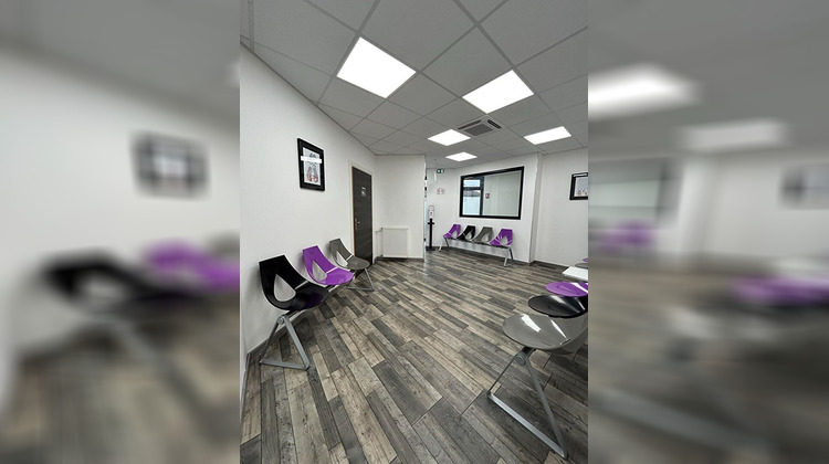 Ma-Cabane - Vente Local commercial MONTCEAU-LES-MINES, 190 m²