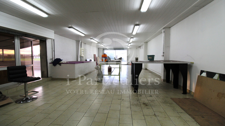 Ma-Cabane - Vente Local commercial Montélier, 361 m²