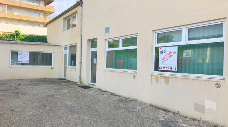 Ma-Cabane - Vente Local commercial MONTELIMAR, 227 m²