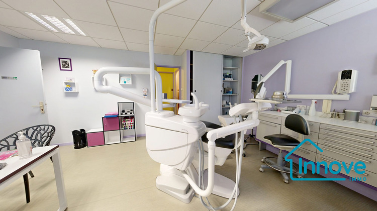Ma-Cabane - Vente Local commercial Montigny-le-Bretonneux, 105 m²