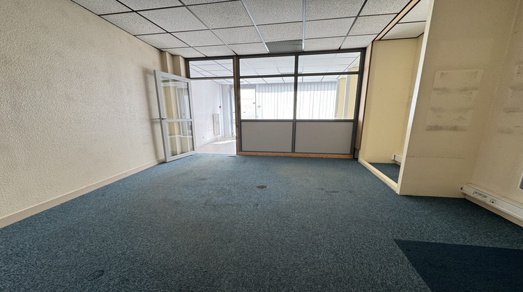 Ma-Cabane - Vente Local commercial Montluçon, 131 m²