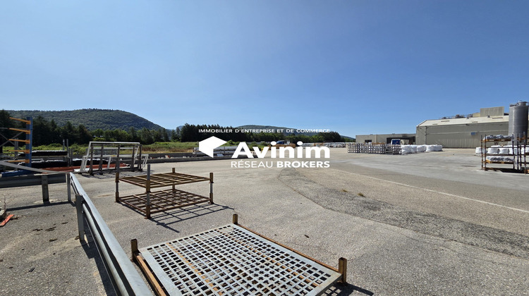 Ma-Cabane - Vente Local commercial Montréal-la-Cluse, 8900 m²