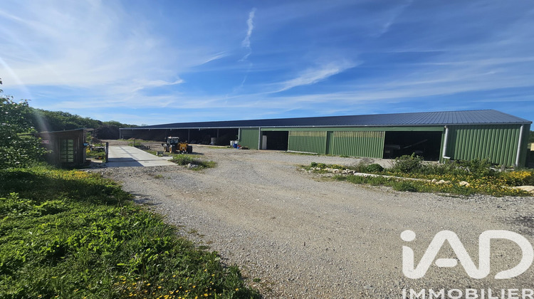Ma-Cabane - Vente Local commercial Montrond, 1600 m²
